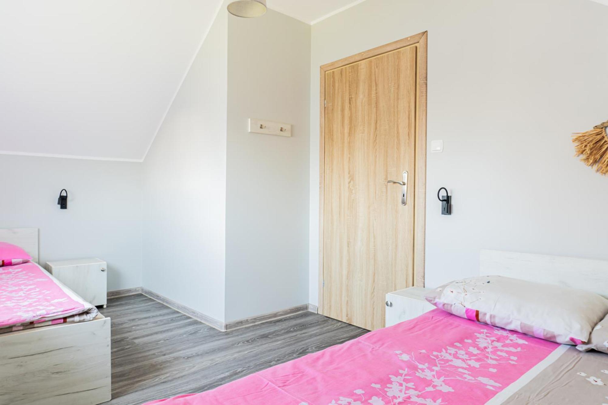Domki I Apartamenty Kacper- Swietna Lokalizacja Blisko Plazy Ostrowo  Exterior photo